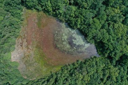 marre vu du ciel, plan de drone 